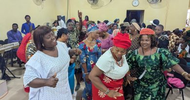 people dancing during the mid year 2025 thanksgiving